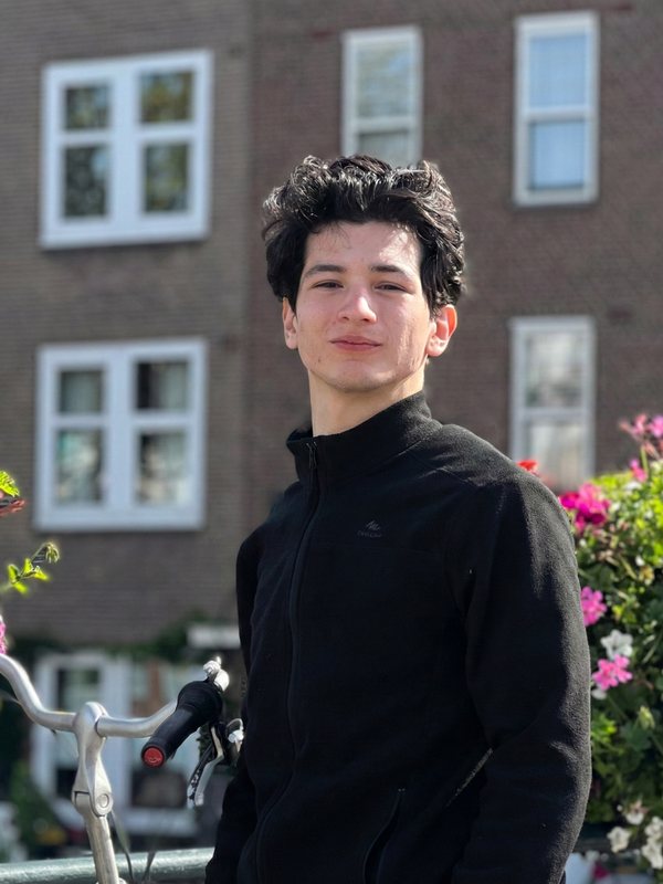 Ramazan Mustafaiev – czech teacher, preparation for medical faculties BFine.Academy